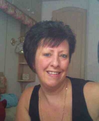 Very loving, totally faithful, caring, love a laugh, self sufficient, sometimes shy, been single for 7yrs, so devoted my life to 2 children, time now for