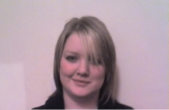 im out goin and always up for a laugh 
i love goin out with mates and meetin new ppl